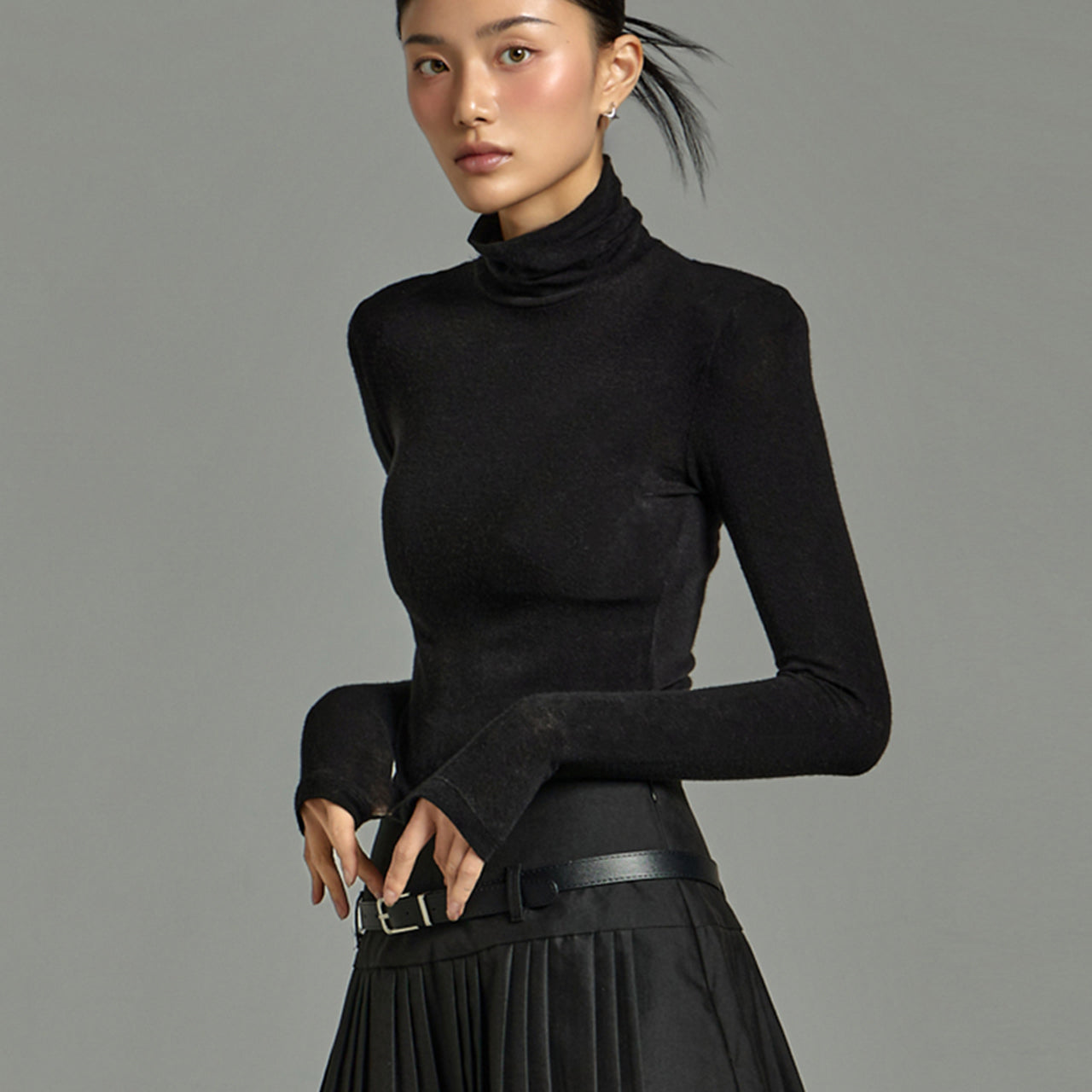 E2817 高领衬垫上衣