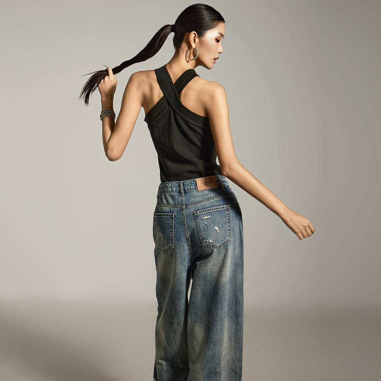 E3873 ホルターネック ノースリーブ トップス