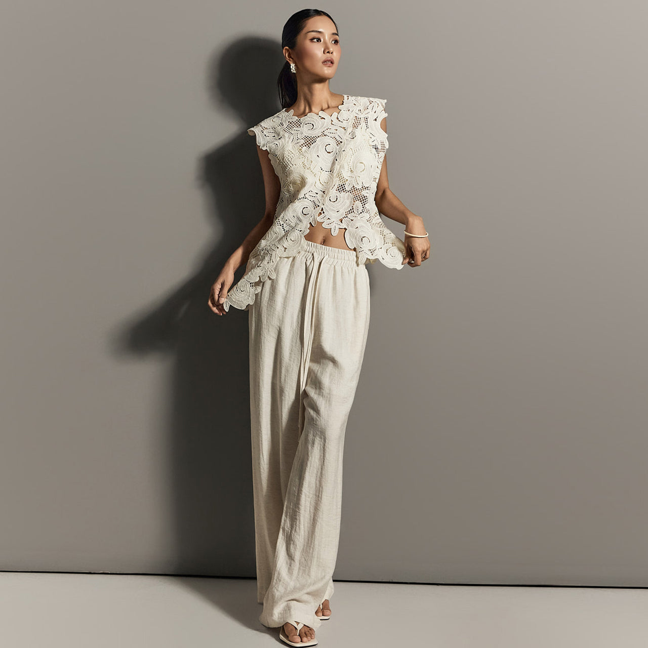 E3887 クロシェ編みアシンメトリートップ