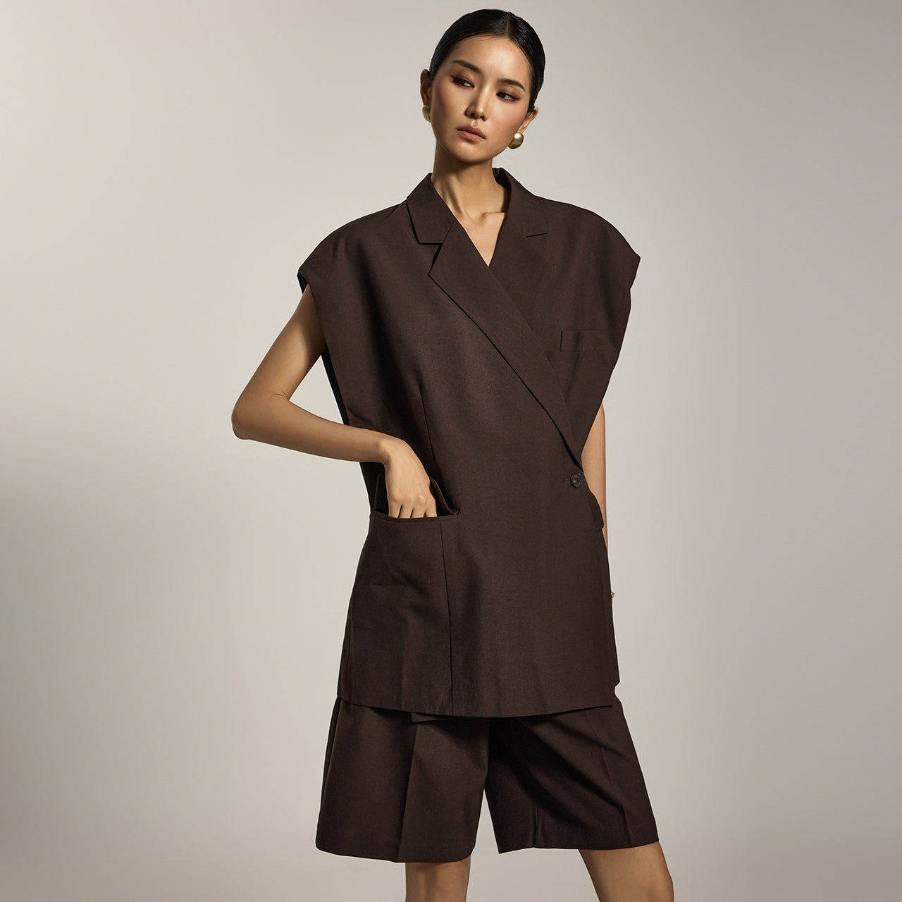 J2757 Oversized Vest