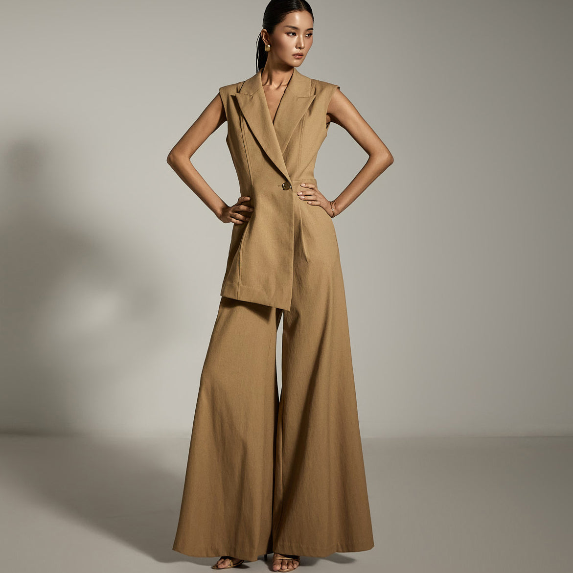 JS9023 ノースリーブジャンプスーツ