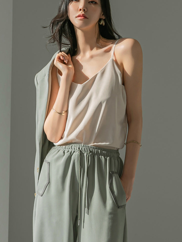 E2205 Basic V-neck Sleeveless