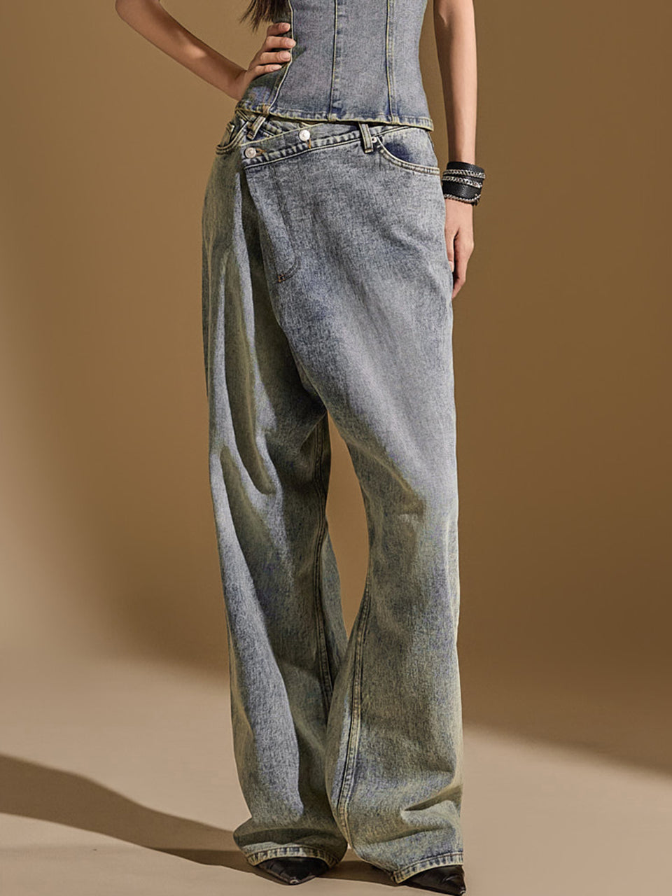 PJ516 Asymmetrical Wrap Jeans