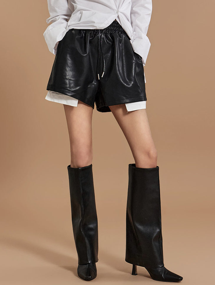 P3037 Leather Shorts