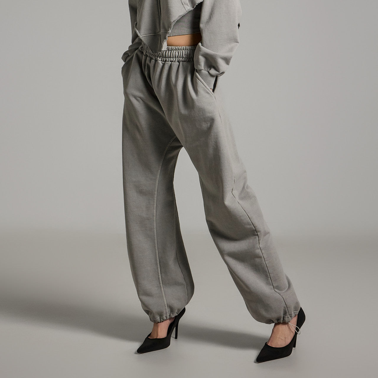 P3423 Multi-Way Sweat Pants