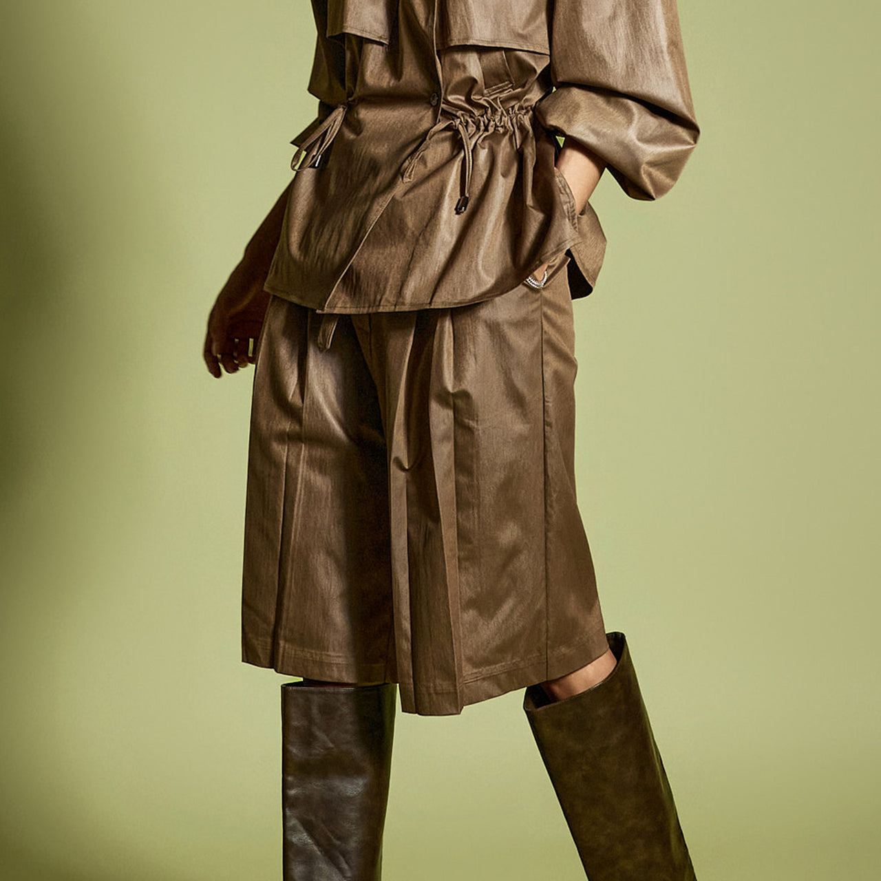 P3631 Pintuck Short Pants