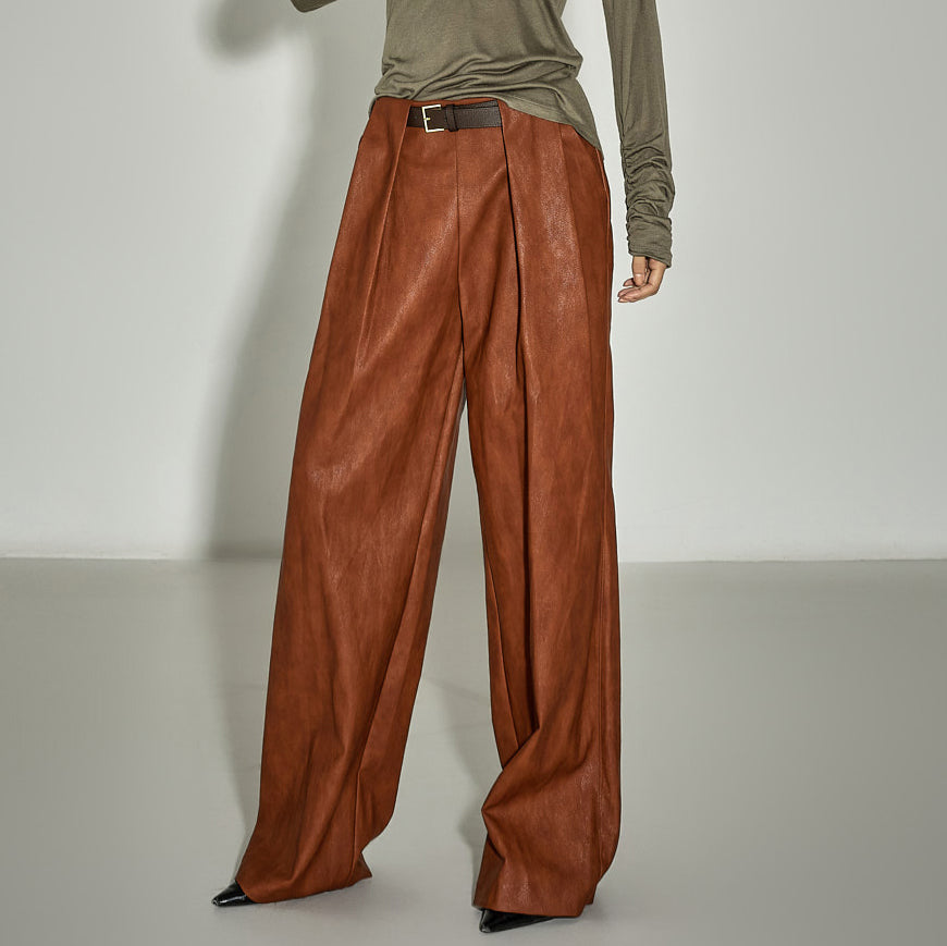P3648 Leather Pintuck Pants