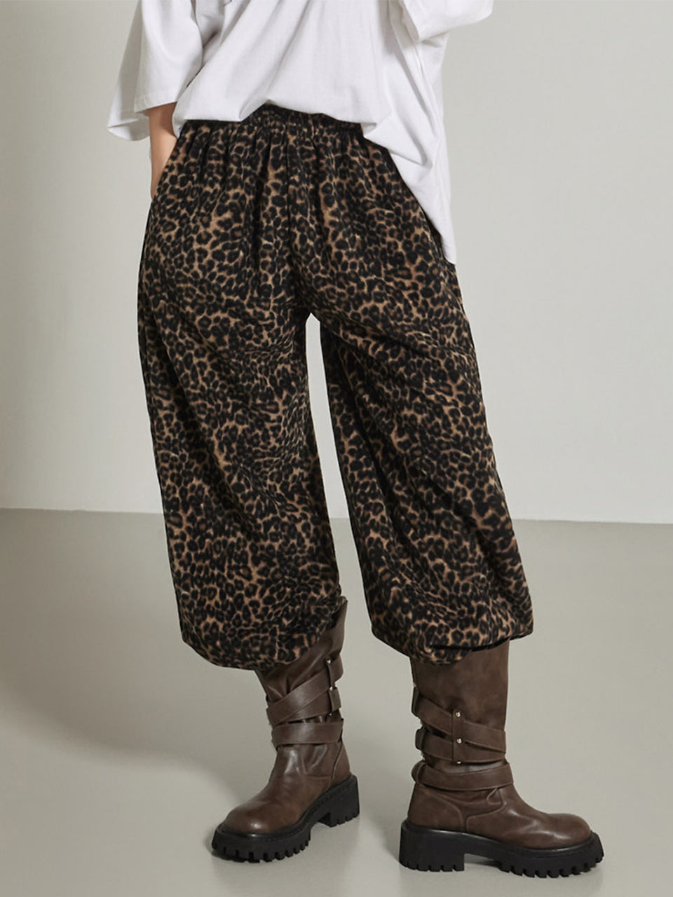 P3688 Leopard Pants