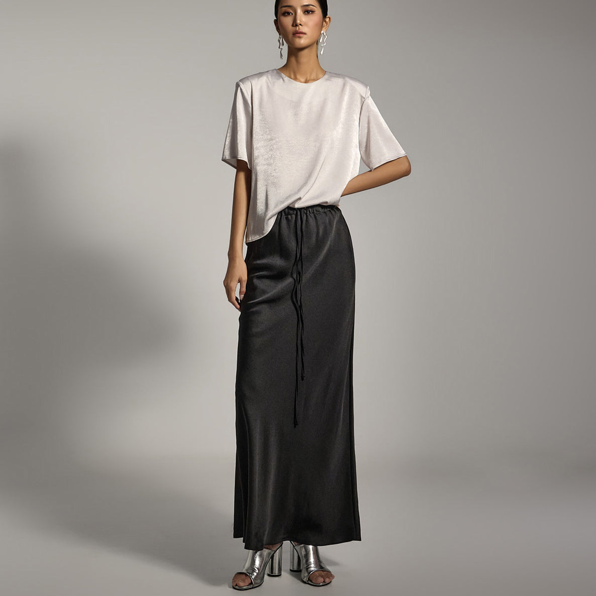 SK2991 缎面低腰裙