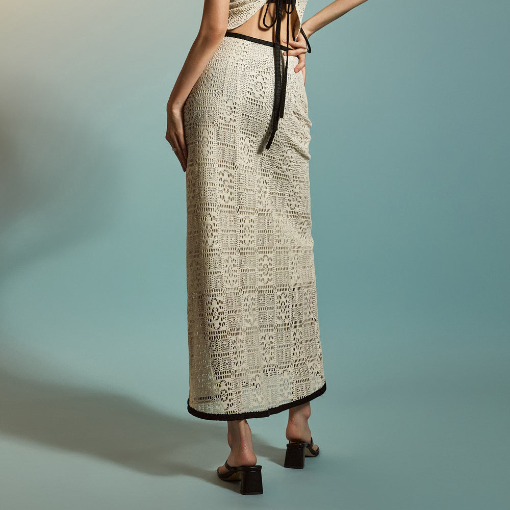 SK3012 孔眼针织裙