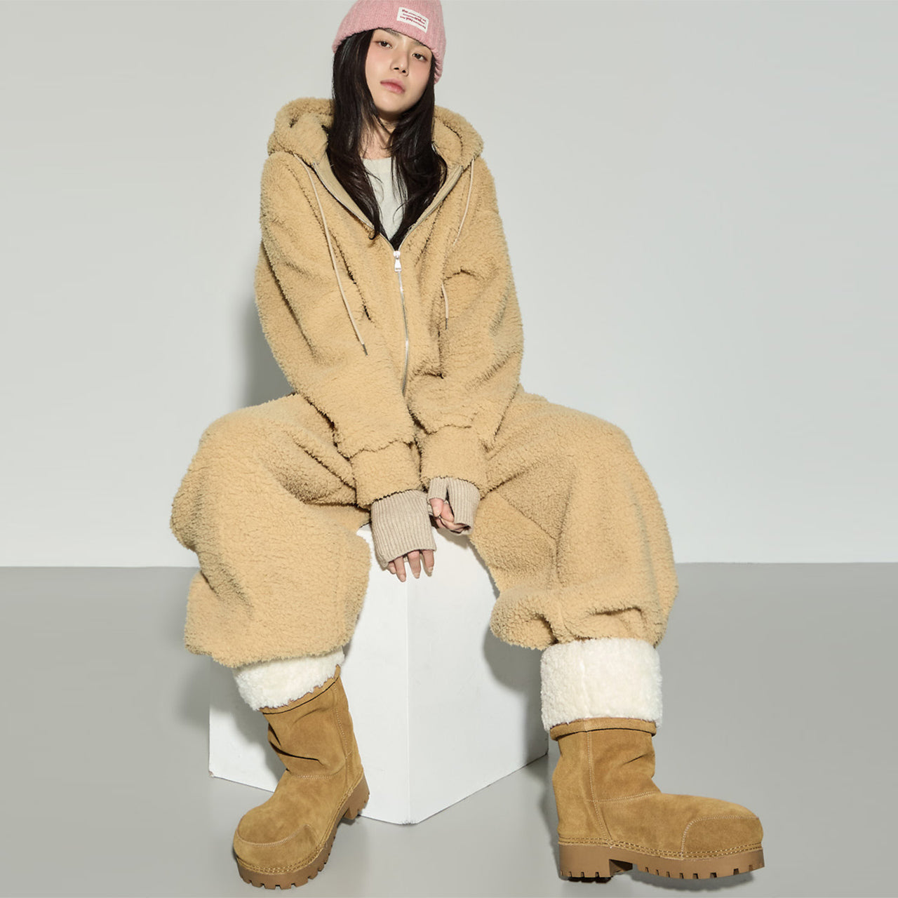 TP2323 Zip-Up and Pants Set